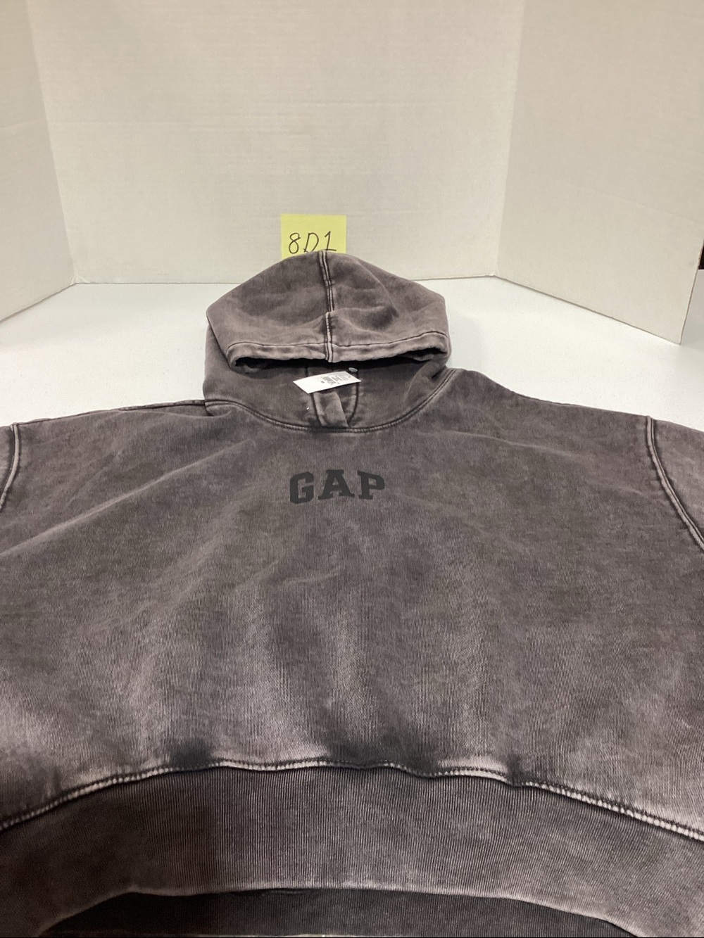 Gap cropped hoodie - Picture 2 of 3